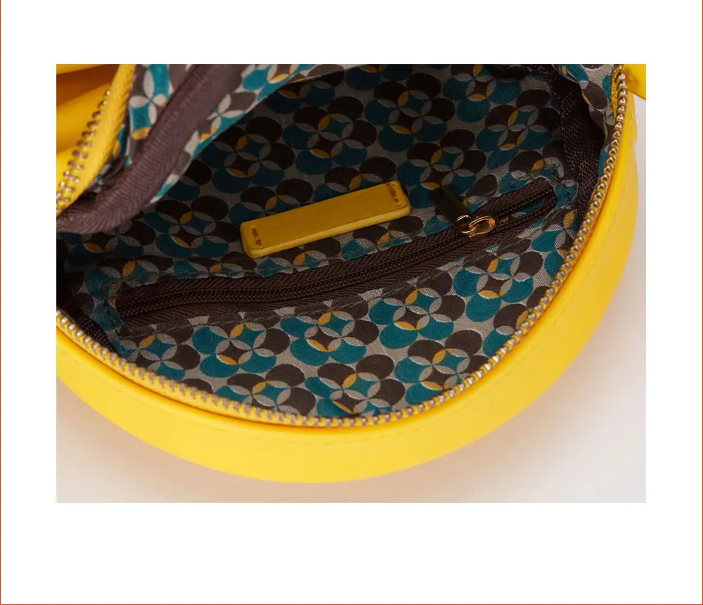 round-crossbody-bags-_05.jpg