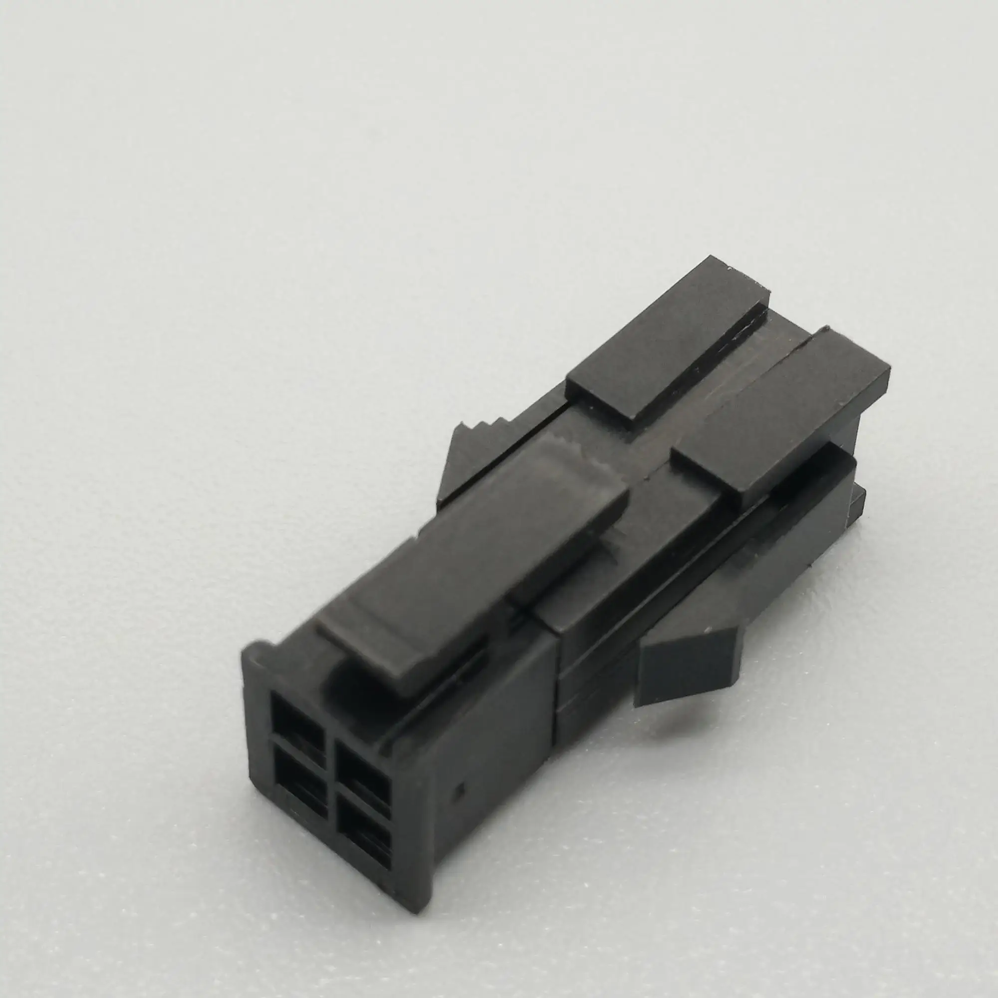 3.0 mm molex connector