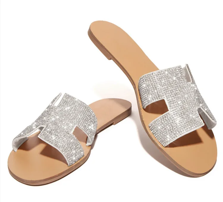 sandals with h shape