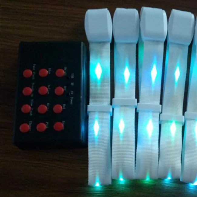 3498238966_938384947