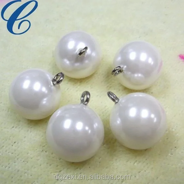 Pearl with Screw 201704279