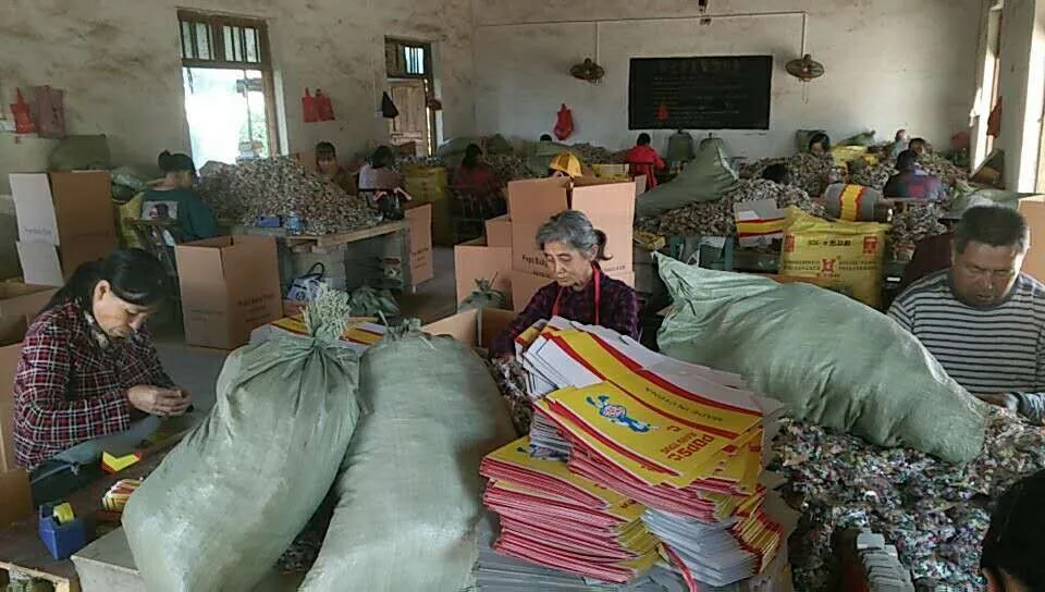 toy pyrotechnic fireworks