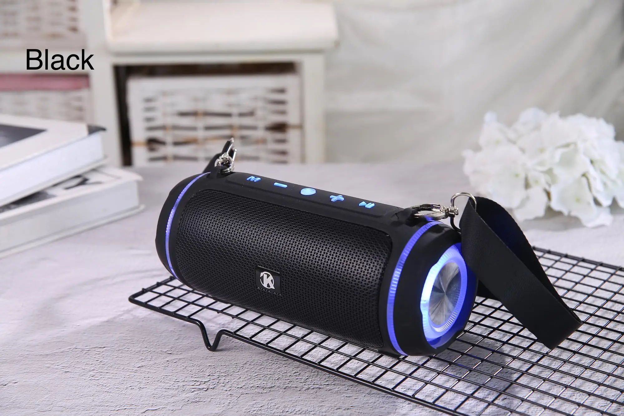 Tall bluetooth speaker with lights