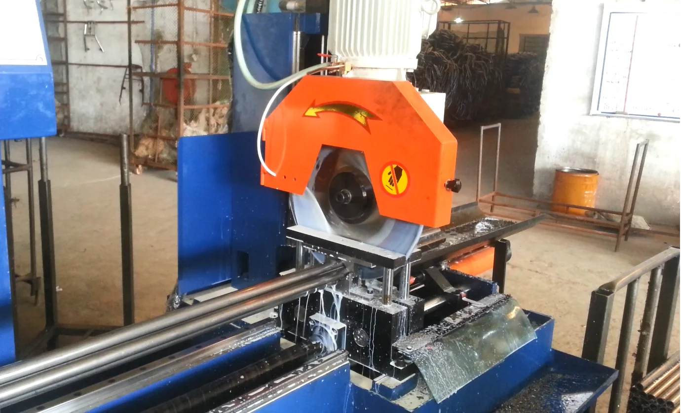 Full Automatic Nc Metal Solid Bar Cuttingoff Circular Saw Machine