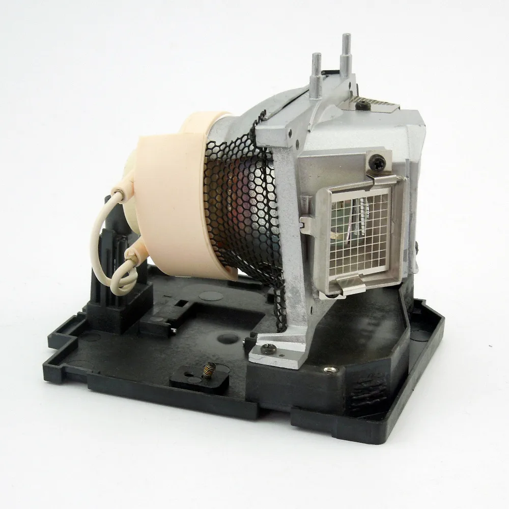 eWorldlamp SMARTBOARD 20-01032-20 20-01032-21 Projector Lamp Bulb with housing Replacement for SMARTBOARD 600i3 UNIFI55 600i4 680i Gen 3 680i3 UNIFI55 880i4 885i4 D600i4 SB660 SB680 SB680i3 SB685 SBD660 SBD680 SBD685 SBX880i4 SBX885i4 UF55 UF55W UF65W SBP-