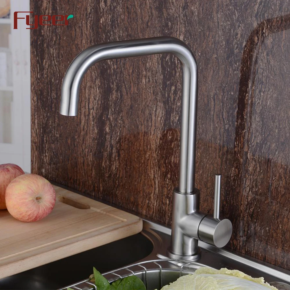 kitchen faucet 1.jpg