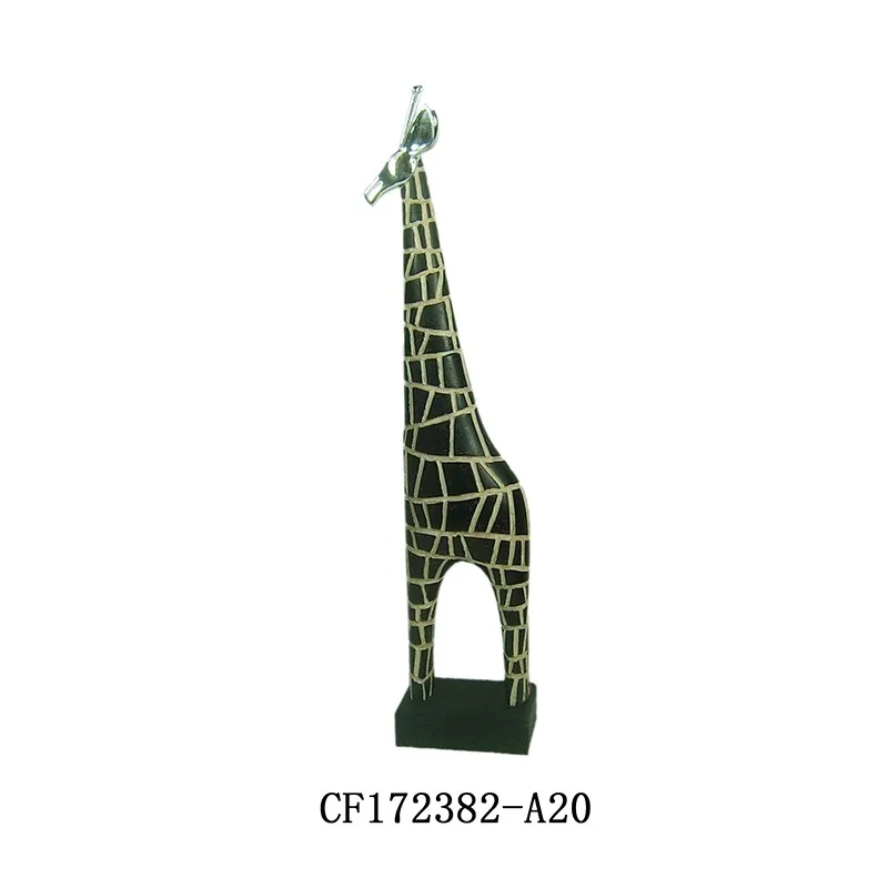 Resin desktop decoration painting finish giraffe statue home decor details