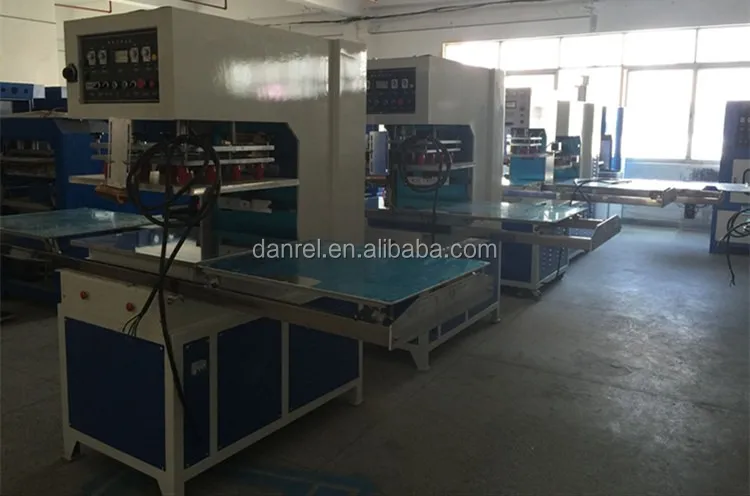 PVC Carpets Shuttle Tray High Frequency Plastic Welding Machine (1).jpg