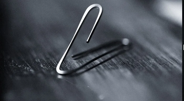 Free Shipping Shift Self Bending Paperclip Magic tricks Mentalism Close Up magic props Ireliamagic toys wholesale