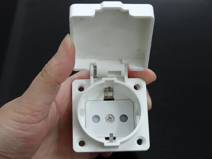 2016 Hottest White Greece Waterproof Plug/greece Waterproof Socket