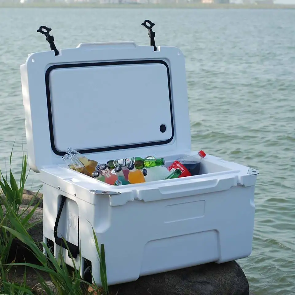 Mellow Plastic Locking Ice Contain/ Rotational Plastic Outdoor Cooler ...