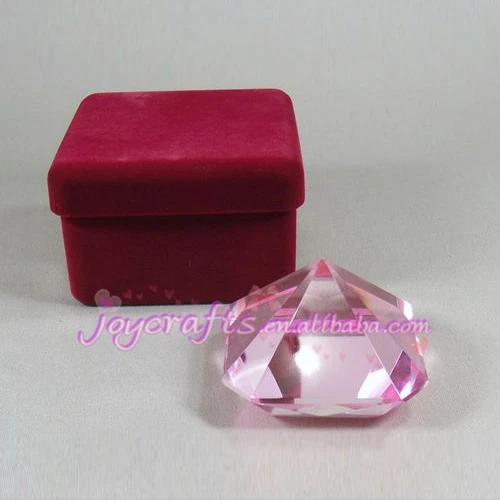 JCD-055b Oleg-Cassini-Pink-Diamond-Shaped-Emerald-Cut-Crystal_5711.jpg