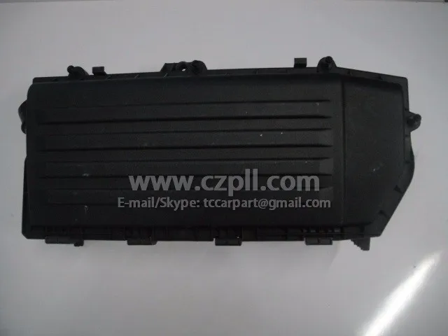 Air Filter Box / Air Filter Cover For Vw Polo 2005 - 2009 03c 129 611 L