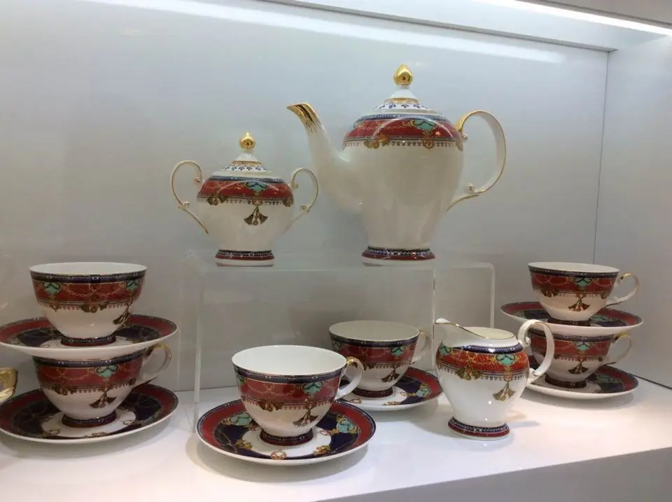 Famous Brand Bone China Coffee Set Tea Ceramic Cup And Famous Brand Bone China Coffee Set Tea Ceramic Cup And Saucer Suit Teapot