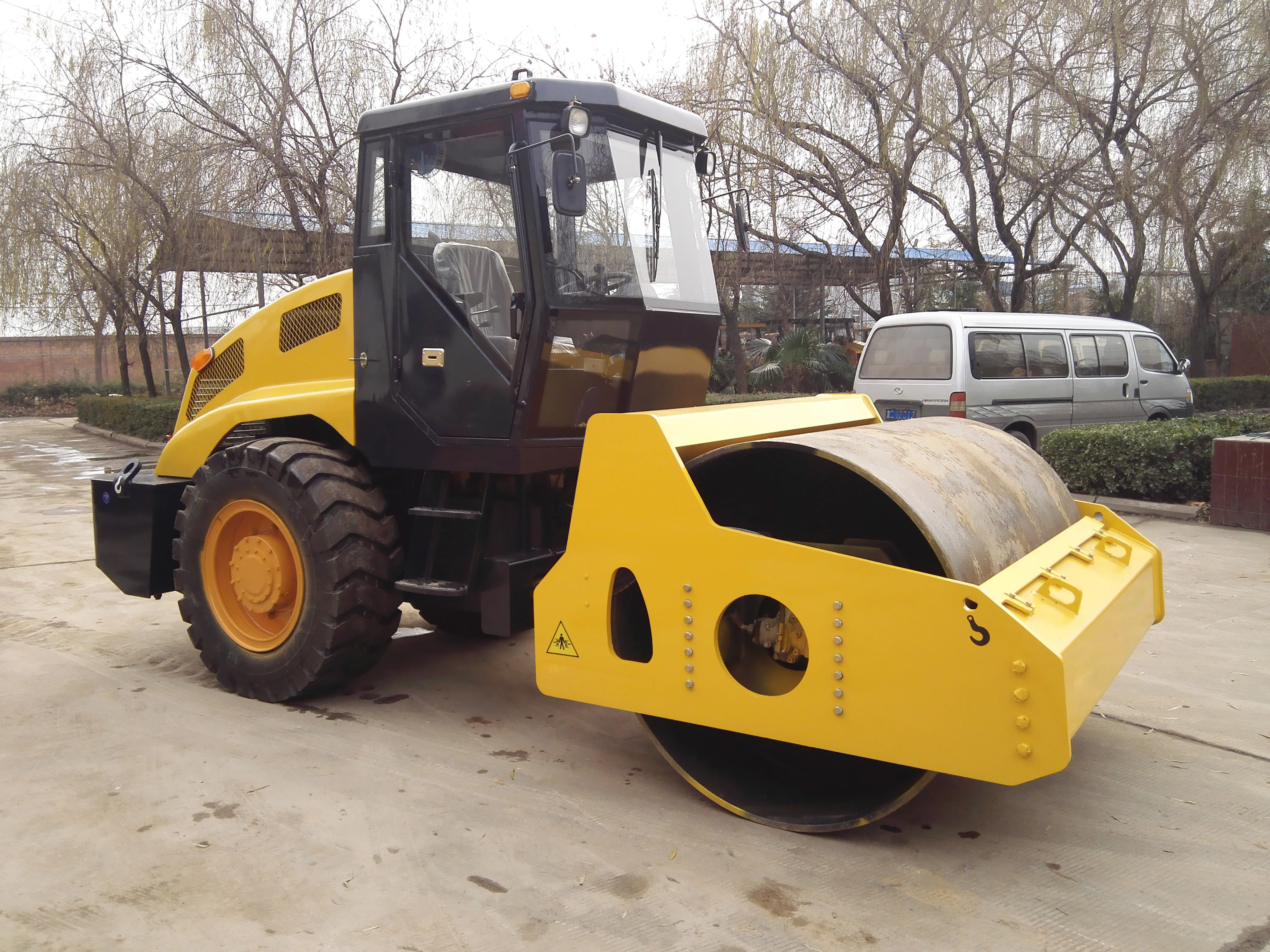 8t road roller (6).jpg