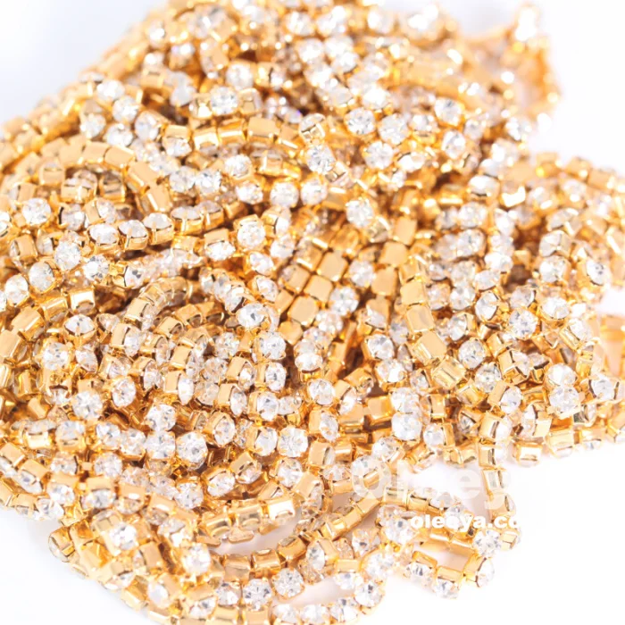 Oleeya Factory Wholesale Bling Silver 1 Row Close Mat Chaton Cup Chain Rhinestone Chain Trimming for Wedding Dresses and Shoes