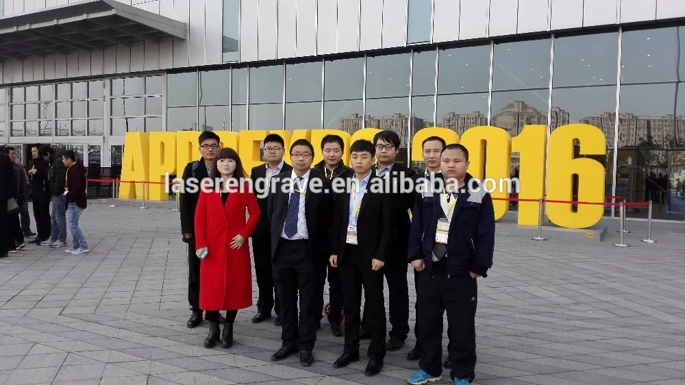 laser cutting machine 3.jpg