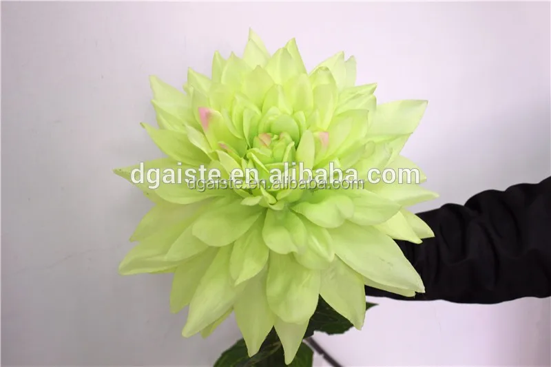 人工ダリアフラワーシルクイエローポンポンフラワー クールな緑の葉 Buy 黄色ポンポン ダリア で緑の葉 シルク フラワー Product On Alibaba Com