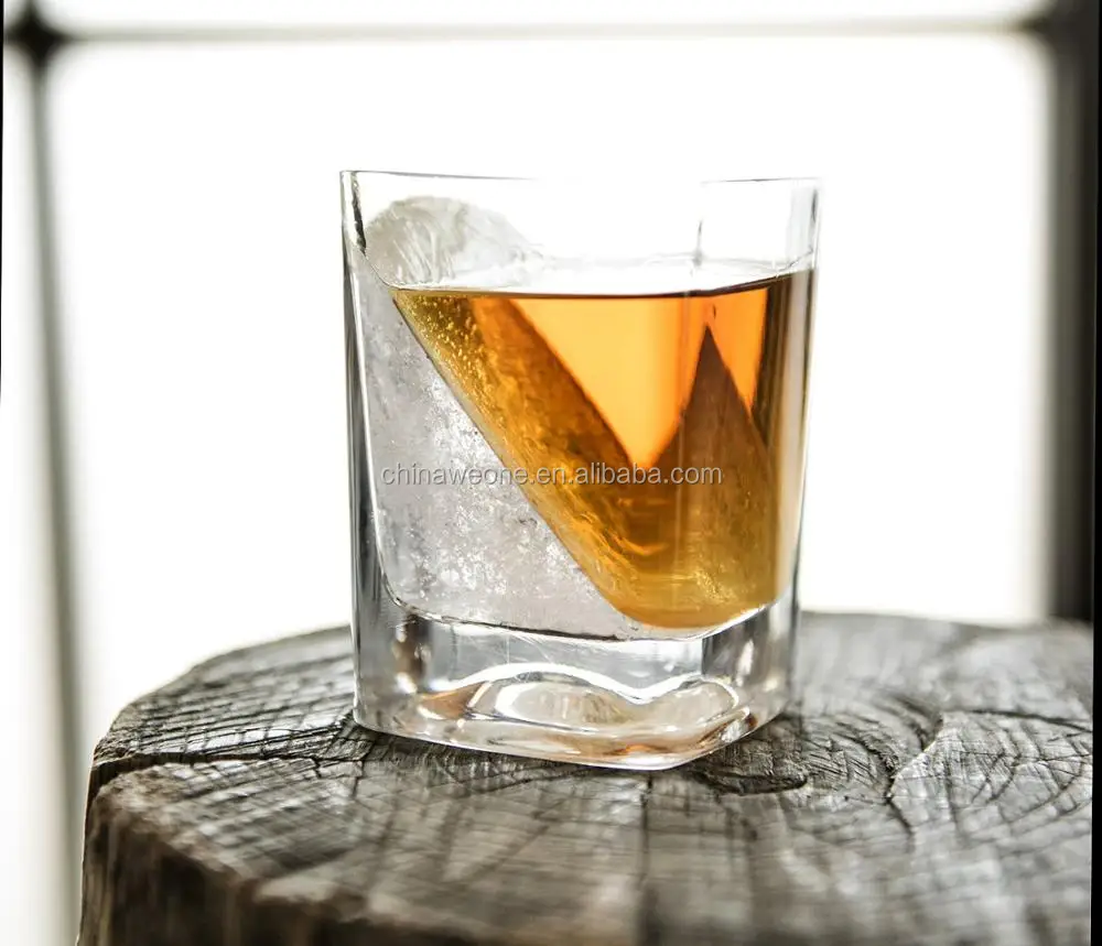 独創的なウイスキーアイスグラスカップ プロモーションギフト用のブラックシリコンとアイス180mlワイングラスを備えたユニークなウイスキーウェッジグラス Buy ウイスキーガラスと金属 1オンスワインガラスカップ 正方形ウイスキーガラス Product On Alibaba Com