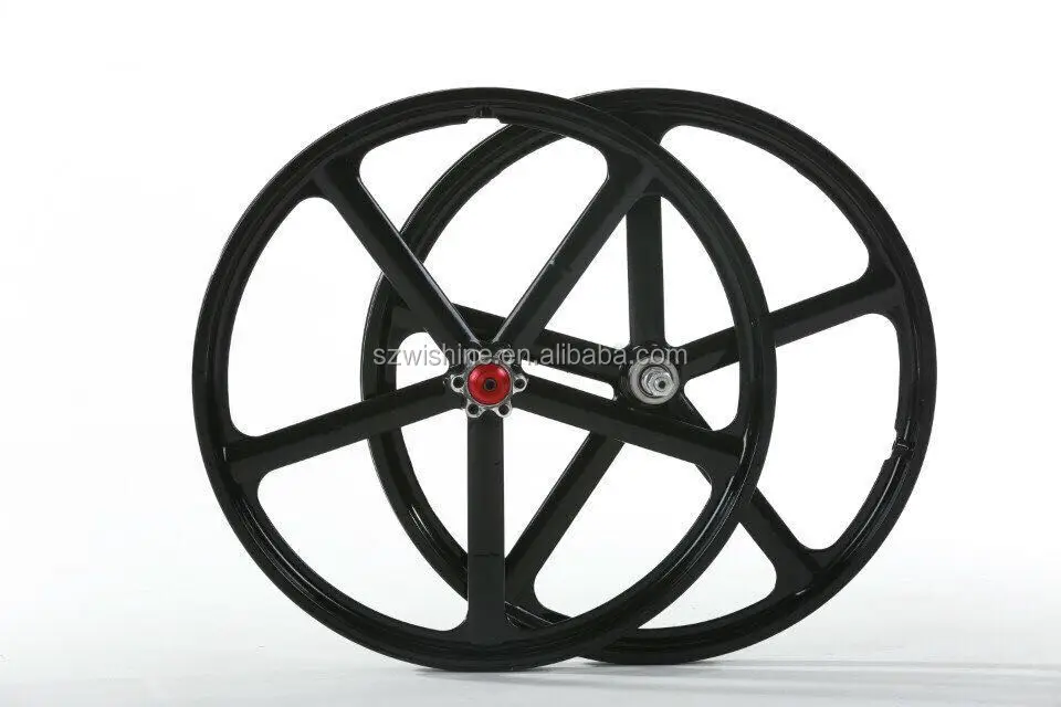 strongest 700c wheels