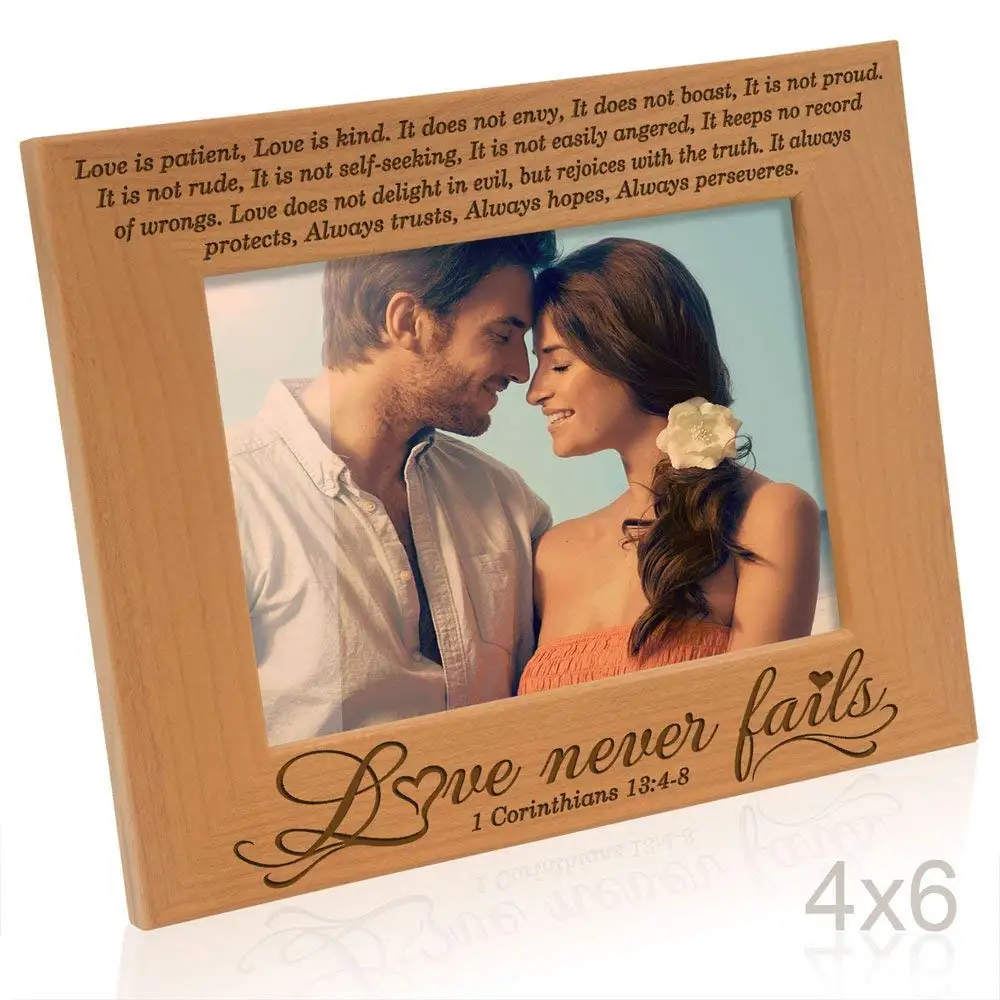 Pink /«Amor/» Bible // Book Cover 1 Corinthians 13:4-8 Large Spanish Edition