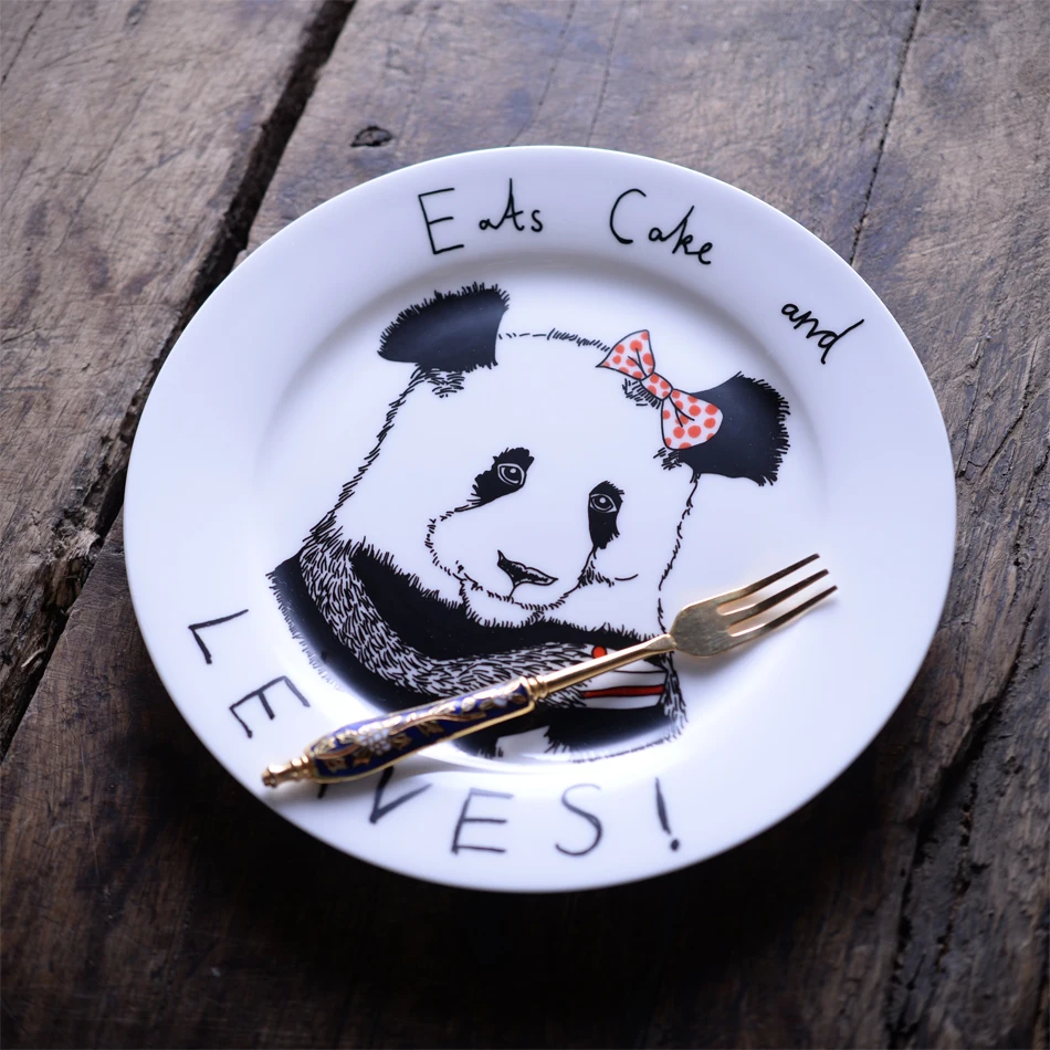 可爱的儿童餐盘.