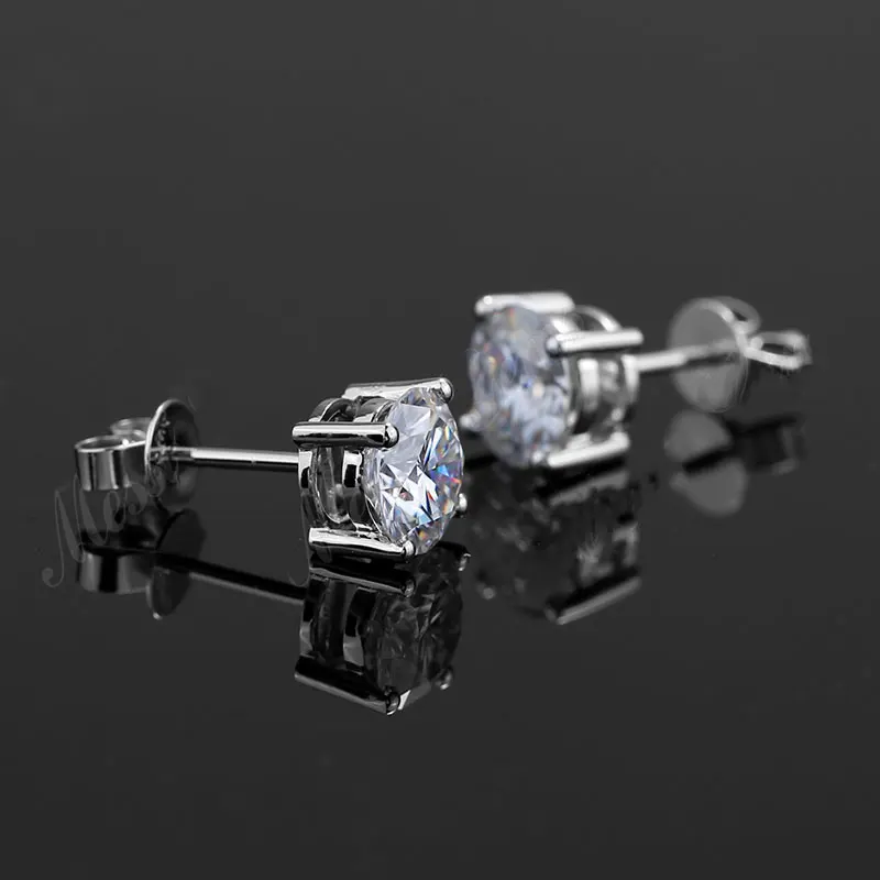 Fashion 4 Claws 1ct 14 Carat Solid Gold Stud Moissanite Earrings