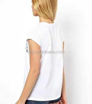 camisetas blancas estampadas para mujer