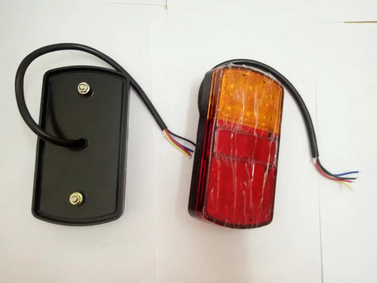 12 V 36 Led Sag 尾灯卡车尾灯汽车车车灯尾灯拖车停止指示器拖车灯船灯 Buy 12 V 36 Led Sag 尾灯 尾灯汽车车车 灯 尾灯拖车停止指示器拖车灯船灯