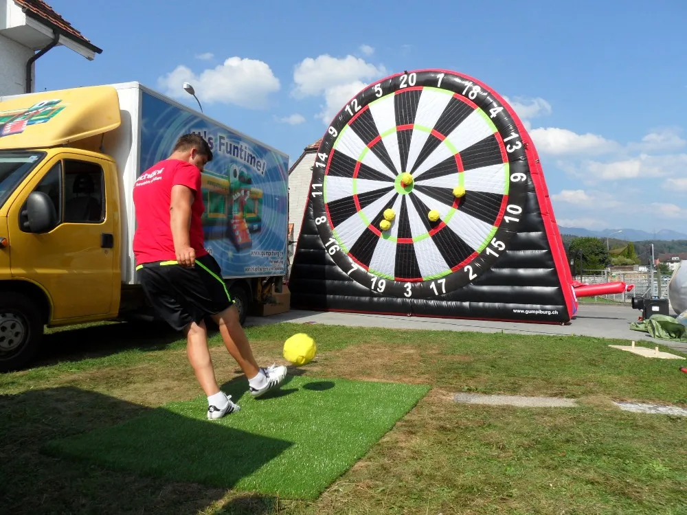 充气足球目标足球飞镖游戏