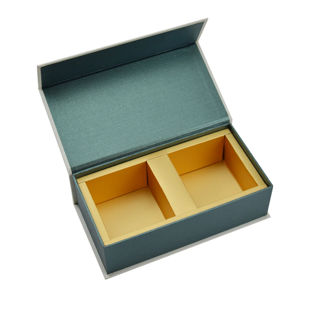 Magnetic Gift Box 11.jpg