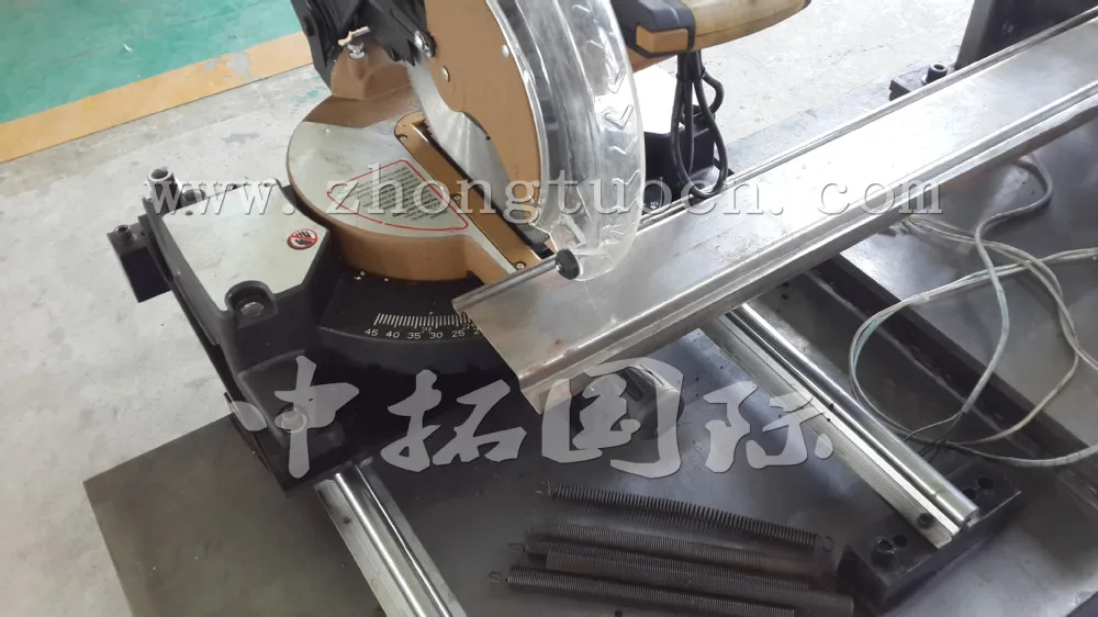 Cold Forming Rolling Shutter Slats Roll Forming Machine Made in China