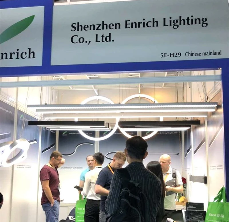 Linkable seamless connection LED Linear Light Suspended indoor LED chandeliers China Wholesales