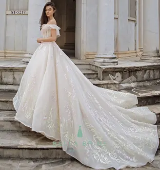 Long Watteau Train Design Princess Ball Gown Wedding Dresses Gowns