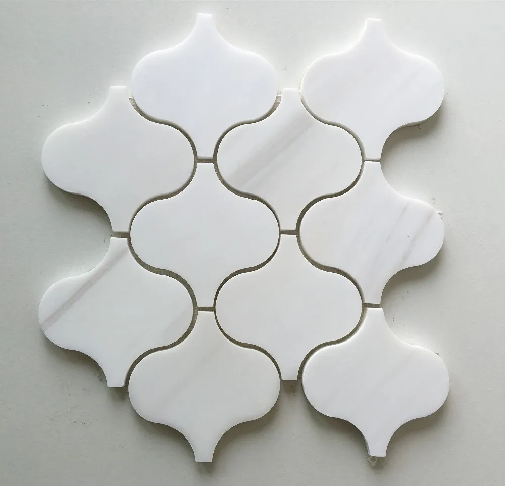 white lantern backsplash tile