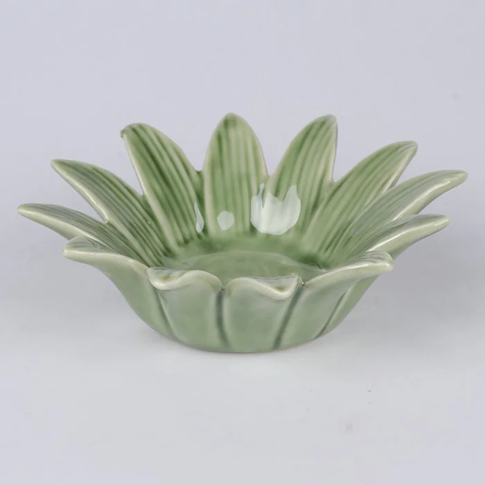 ceramic dishes, porcelain dishes, ceramic plates, dish plates, ceramic leaf, leaf dishes