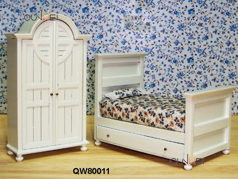 Vintage Wooden Doll House Furniture Bedroom Set 112 Dolls Miniature