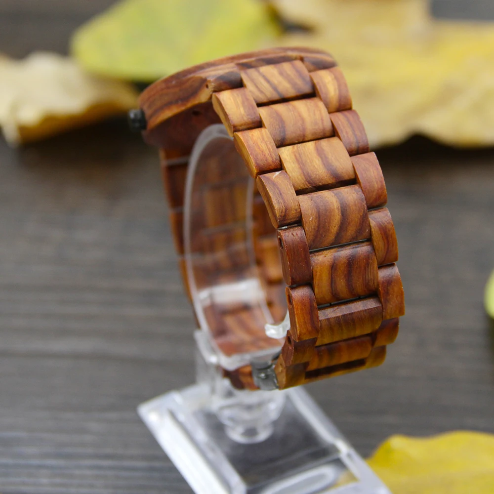 レッドサンダルウッドウッドウォッチメンズウォッチ腕時計日付ロゴカスタム付き Buy Watches For Men Wood Watch Bewell Watch Product On Alibaba Com