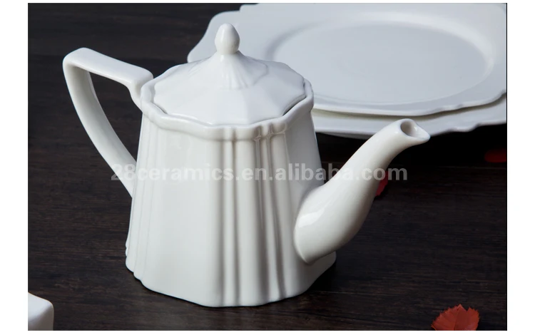 Royal Porcelain Tableware Luxury Antique Dinnerware Sets Ceramic