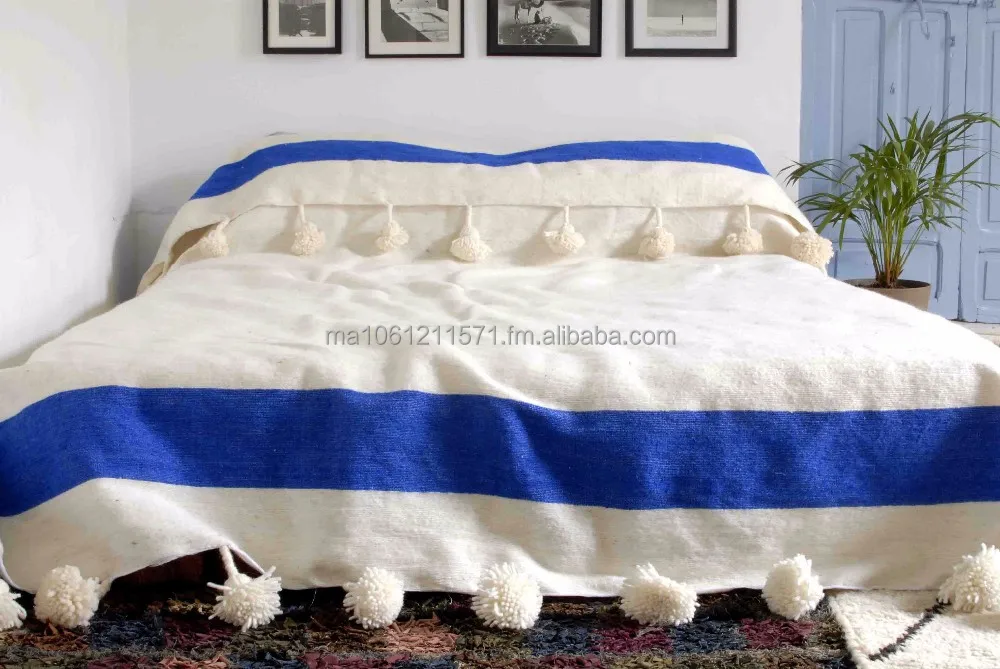 Moroccan Pom Blanket Bedspread Throw Rug 100 Pure Wool Moroccan Pom Blanket Bedspread Throw Rug 100 Pure Wool Handwoven On Traditional Wooden Looms Wl086 Product Alibaba