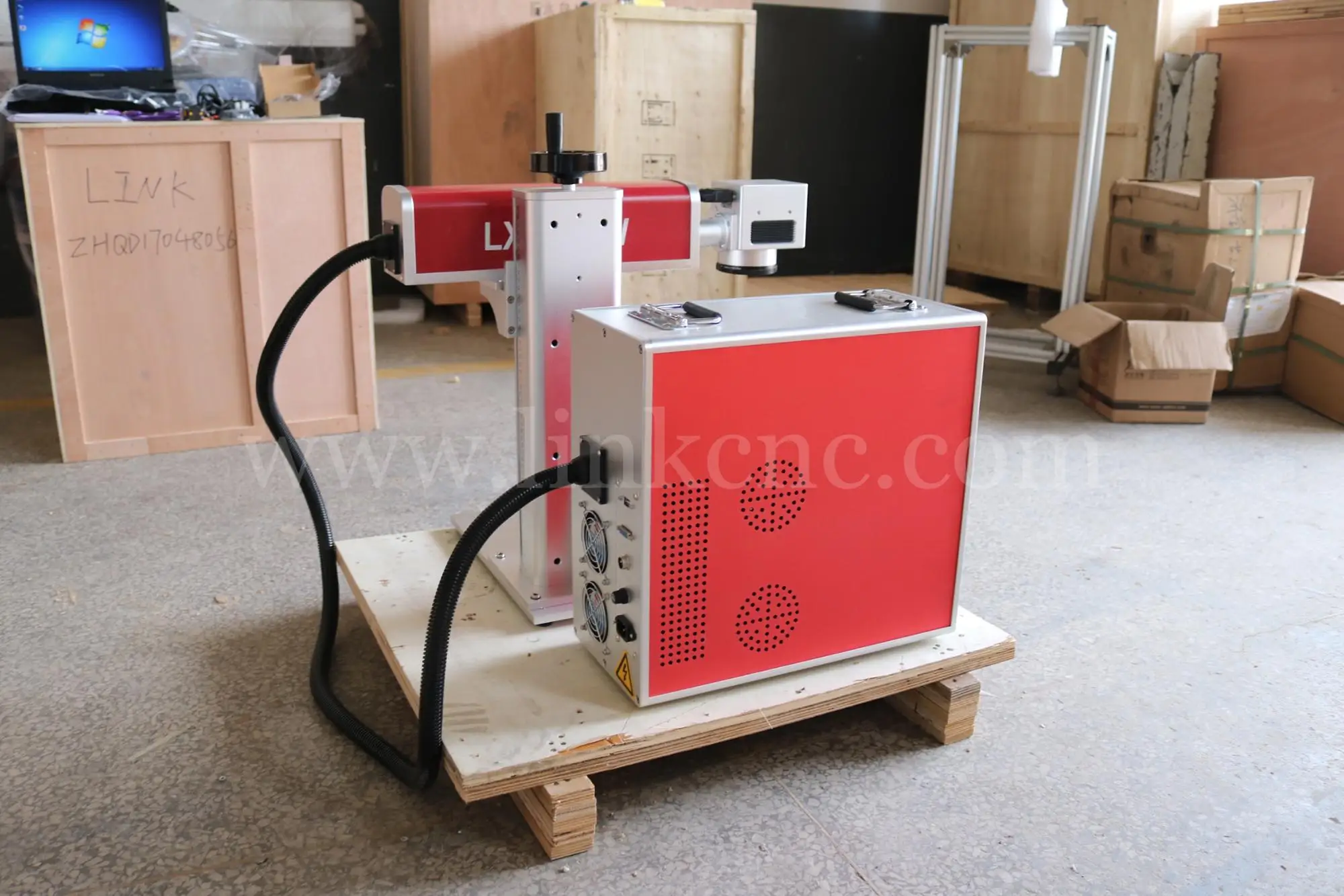 20W 30W 50W Metal and non-metal materials portable fiber laser marking machine