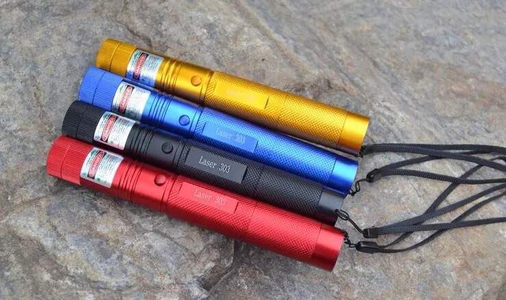 NEW 303 Green Laser Pointer 532nm 5mW Laser Pointer Pen Powerful Burning Match Adjustable Focal Length With Starry Head 14.jpg