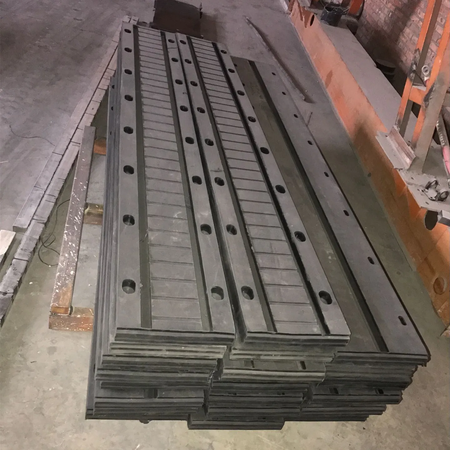 Reinforced Elastomeric Rubber Bridge Expansion Joints