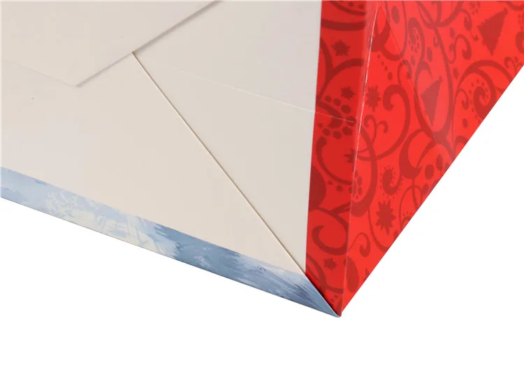 Top Quality Reusable Fancy Cartoon Print PP Rope Handle Santa Pattern Gift Paper Bags