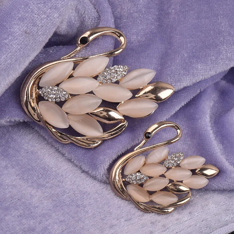 Cat Eye Stone Studded Australia Diamond Clothing Dormant Silk Scarf