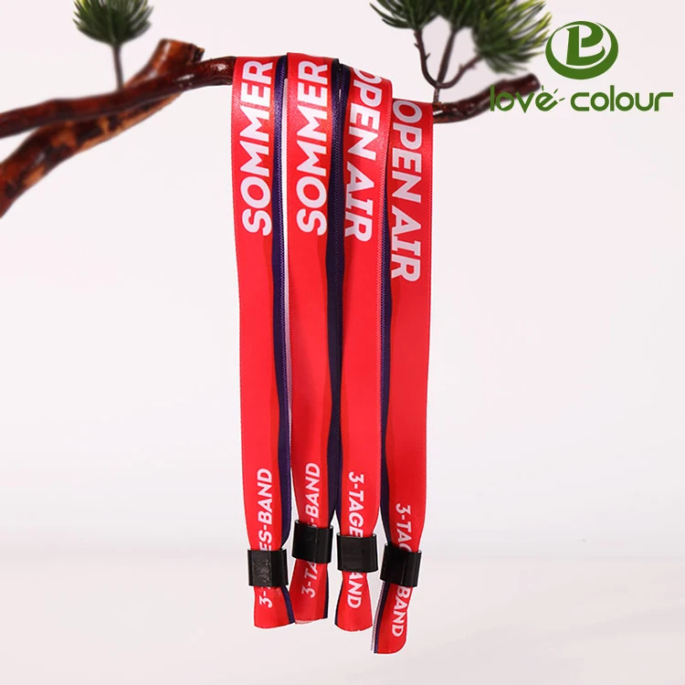 wristband W04