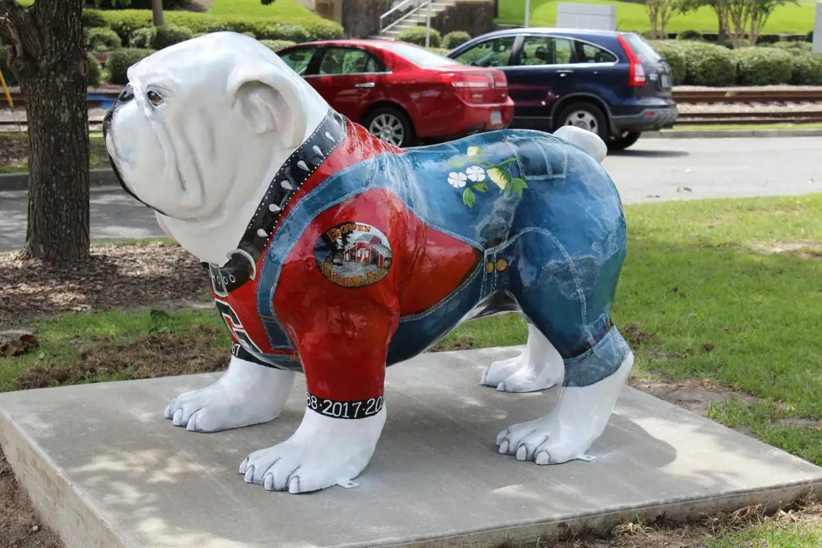 life size bulldog statue