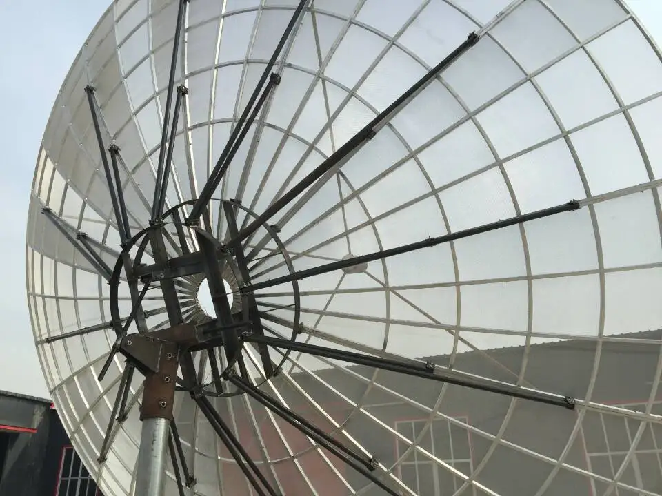 Поле антенны. Source c Band 3 м спутниковая сетка параболическая антенна. BT-680 C Band Satellite Aluminum Mesh dish Antenna. Сетчатая спутниковая тарелка. Ячеистая антенна.