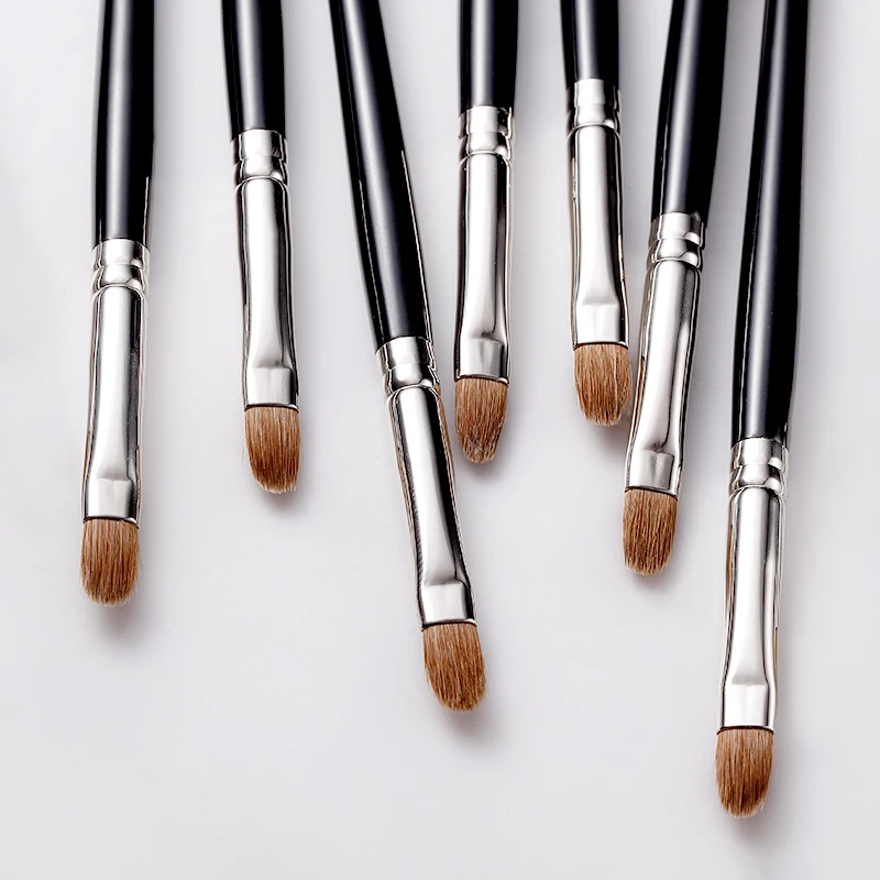 makeup brushes.jpg