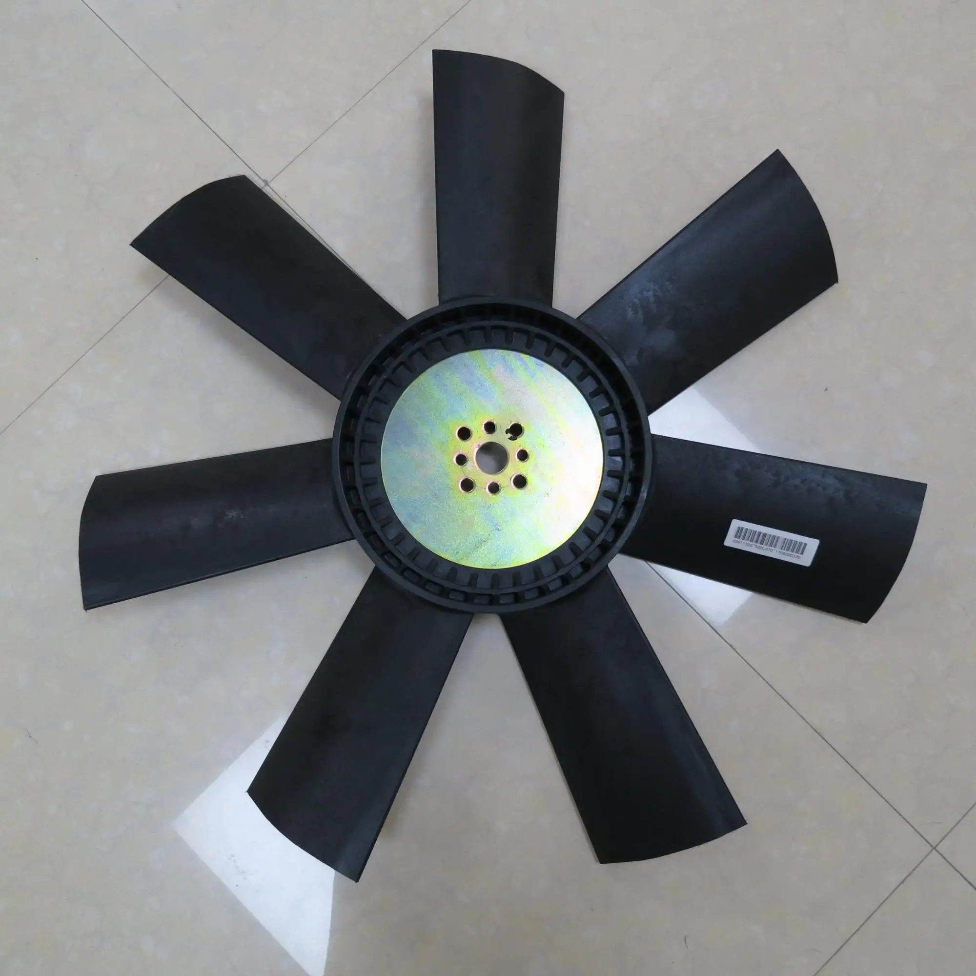 Hot Sale Diesel Engine Spare Parts Engine Fan 3911322 For Truck Engine